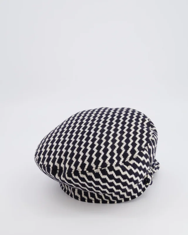 Chanel Black and White Wool Casket Hat with Vinyl Brim and Black CC Logo Detail Size M in Black Wool from Sellier, photo 6 of 10