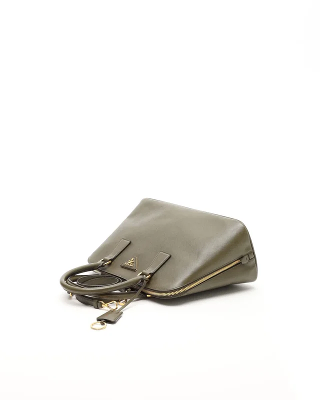 Prada Saffiano Lux Promenade Top Handle Bag in Saffiano leather from A Retro Tale, photo 5 of 16