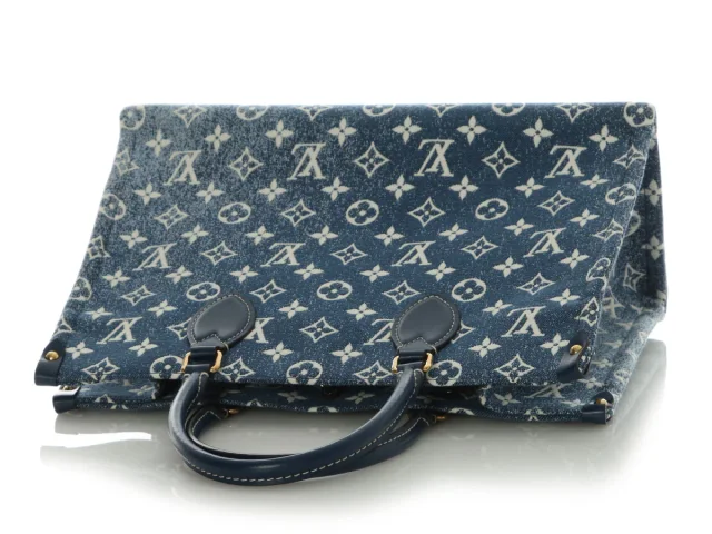 Louis Vuitton Monogram Denim Onthego MM in Blue Denim from Ann's Fabulous Finds, photo 8 of 10