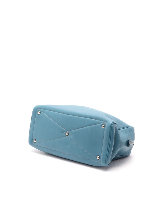 Hermès Clemence Victoria 35 Bag in Clemence leather from A Retro Tale, photo 4 of 10