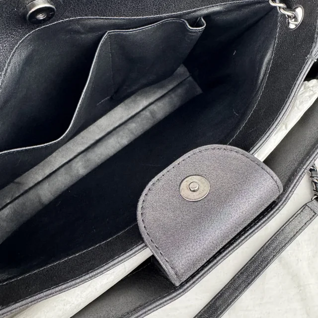 Chanel CC Timeless Iridescent Tote Bag in Metal, Nubuck Leather from Reowned, photo 12 of 13