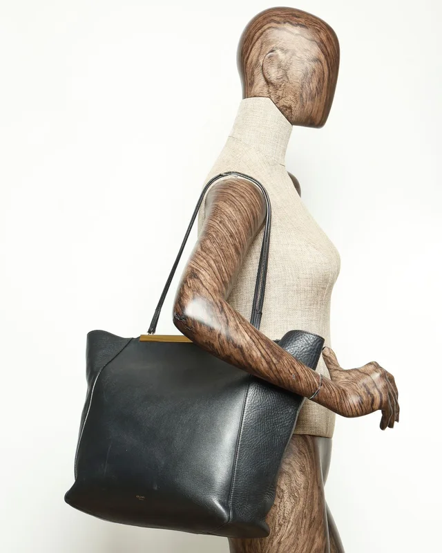 Celine Clasp Tote Bag in Leather from A Retro Tale, photo 13 of 13