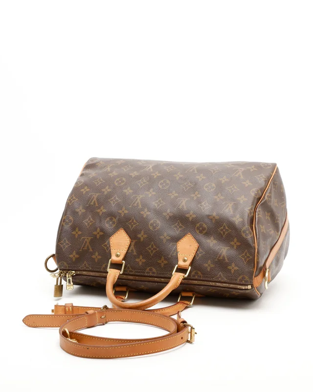 Louis Vuitton Monogram Speedy Bandoulière 35 Bag in Coated canvas from A Retro Tale, photo 5 of 9