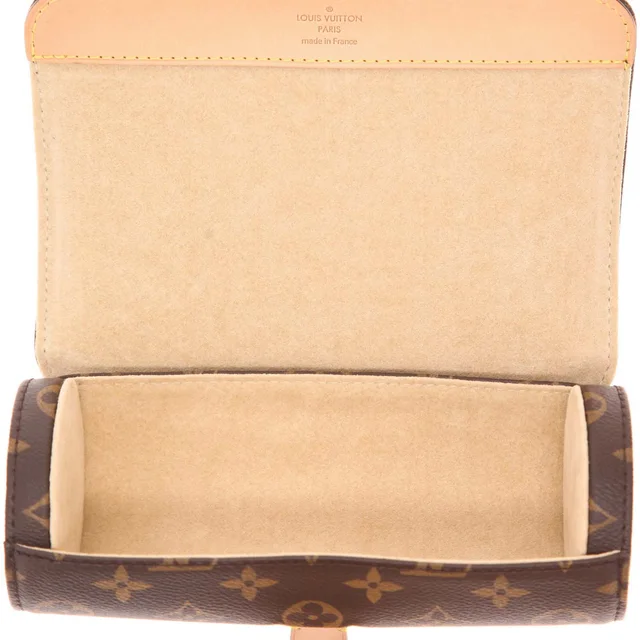 Louis Vuitton case in Monogram canvas and natural leather in Beige Coated canvas from Collector Square, photo 4 of 4