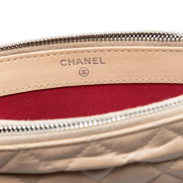 Beige Chanel Bicolor Aged Calfskin Gabrielle Double Zip Clutch with Chain Crossbody Bag in Beige Calfskin from Designer Revival, photo 5 of 8