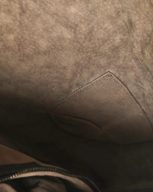 Bottega Veneta Intrecciato Medium Hobo Bag in Woven leather from A Retro Tale, photo 9 of 10