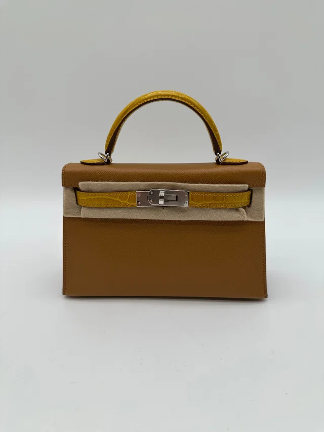 Hermès Mini Kelly 20 Touch Madame/Alli Missi Sesame / Jaune Ambre PHW K in Yellow from Luxury Promise