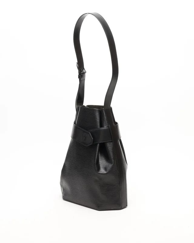 Louis Vuitton Epi Sac d'Épaule GM Bag in Leather from A Retro Tale, photo 2 of 11