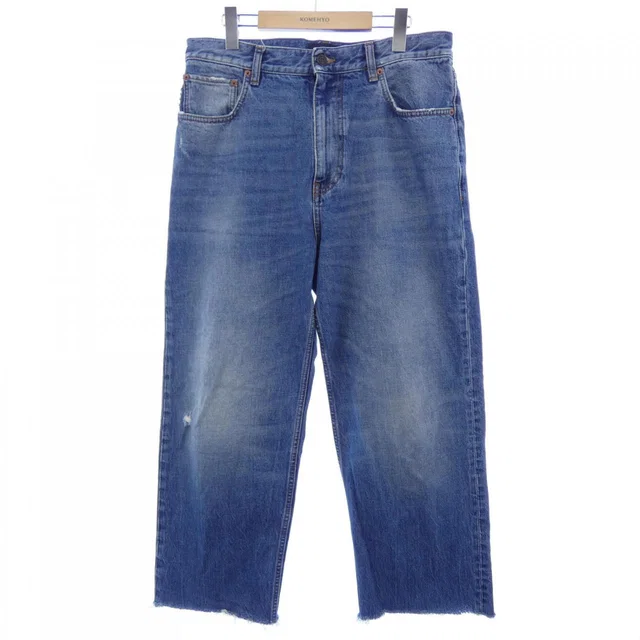 Balenciaga Pants & jeans from LuxUness