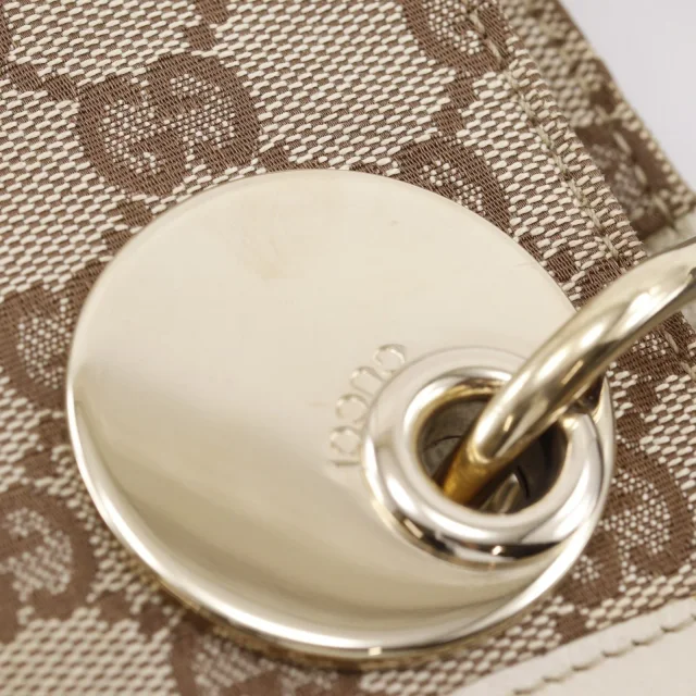 Gucci GG Canvas Shoulder Bag in Beige Canvas from LuxUness, photo 14 of 18