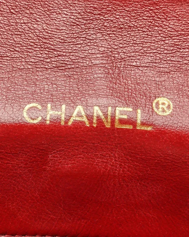 Chanel Classic Full Flap Bag in Leather from A Retro Tale, photo 7 of 9