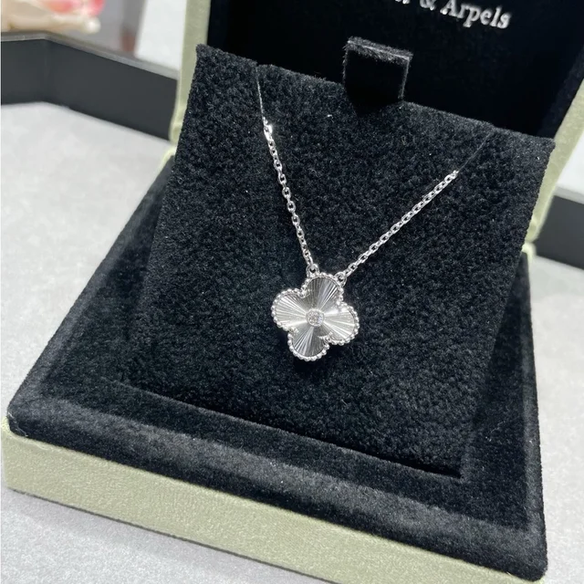 Van Cleef & Arpels Silver Floral Necklace in silver|gray from Poshmark