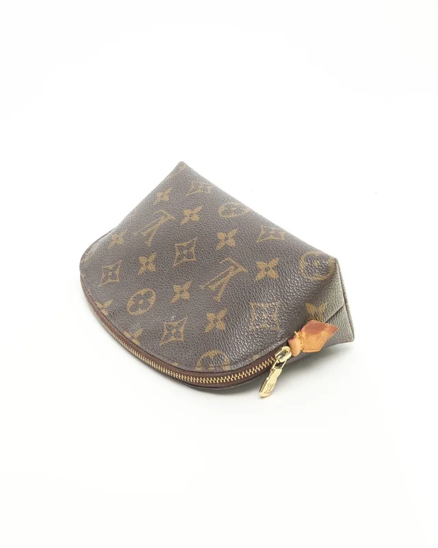 Louis Vuitton Monogram Cosmetic Pouch in Coated canvas from A Retro Tale, photo 5 of 9