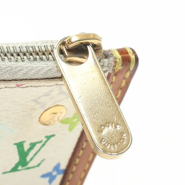 Louis Vuitton Murakami Coin Purse in Canvas from A Retro Tale, photo 4 of 7