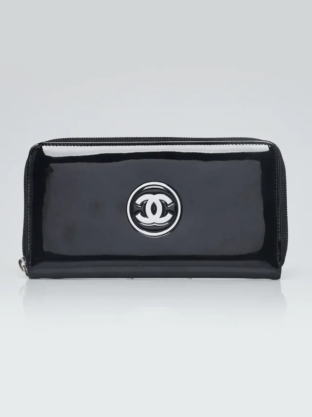 Chanel Black Patent Leather CC L-Gusset Zippy Wallet in Black Patent leather from Yoogis