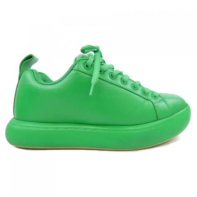 Bottega Veneta Sneakers in Leather from LuxUness