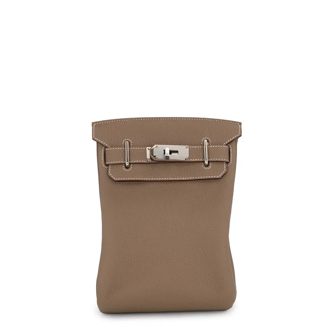Hermès Kelly Akkad Etoupe Togo Leather Size PM in Taupe Togo leather from GALLERY RARE