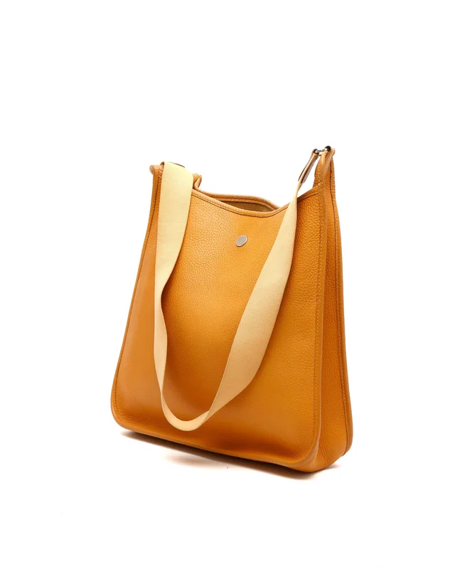 Hermès Togo Vespa Bag in Togo leather from A Retro Tale, photo 3 of 9
