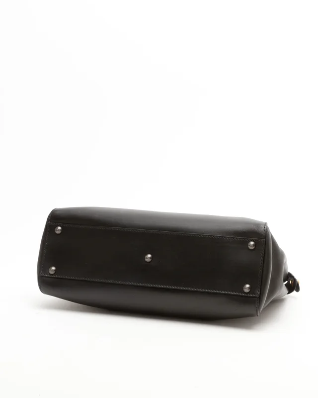 Fendi Medium Peekaboo Bag in Leather from A Retro Tale, photo 4 of 7