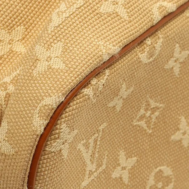 Louis Vuitton Monogram Mini Lucille GM Tote Bag in Canvas from A Retro Tale, photo 7 of 11