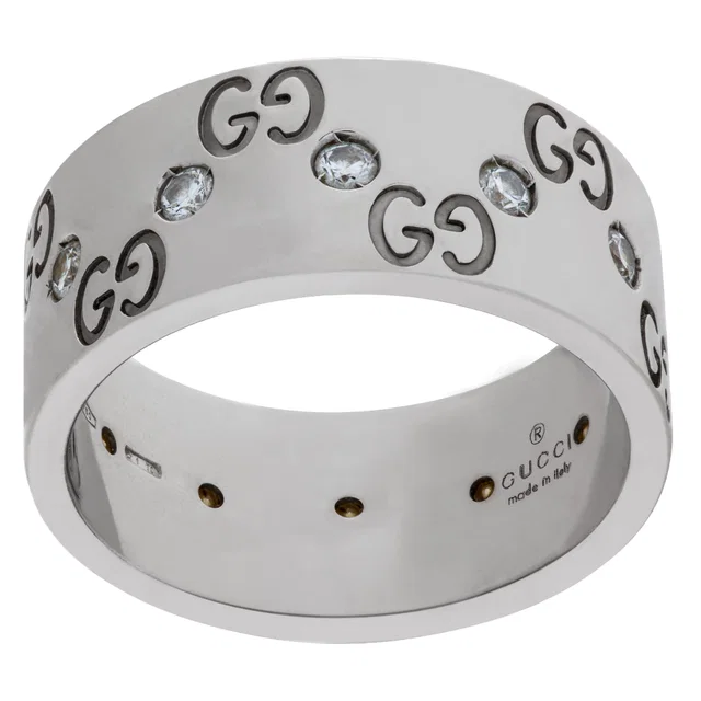 Gucci Icon diamond band in White White Gold from Gray And Sons