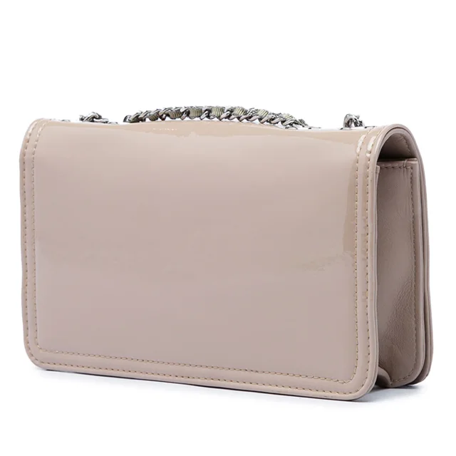 Beige Chanel CC Patent Lipstick Ligne Flap Shoulder Bag in Beige Patent leather from Designer Revival, photo 2 of 5