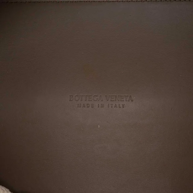 Bottega Veneta Cabat Medium Calf Brown in Brown Calfskin from SACLÀB, photo 5 of 6
