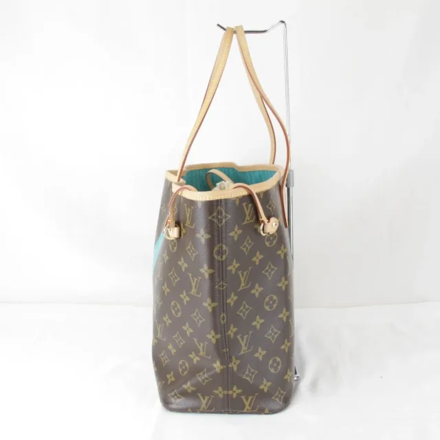Louis Vuitton Monogram Canvas Tote Bag in Brown Canvas from LuxUness, photo 4 of 9