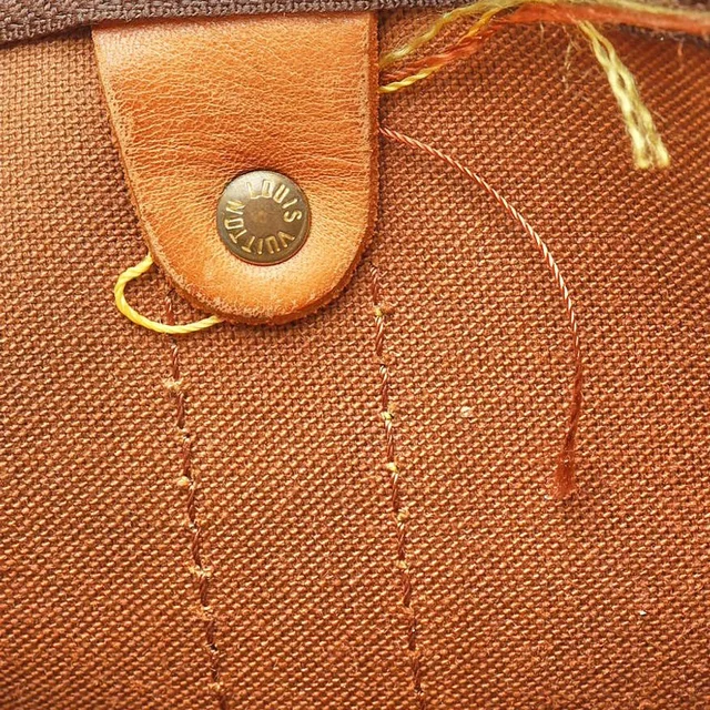 Louis Vuitton Monogram Keepall Bandoulière 50 Weekend Bag in Coated canvas from A Retro Tale, photo 9 of 13