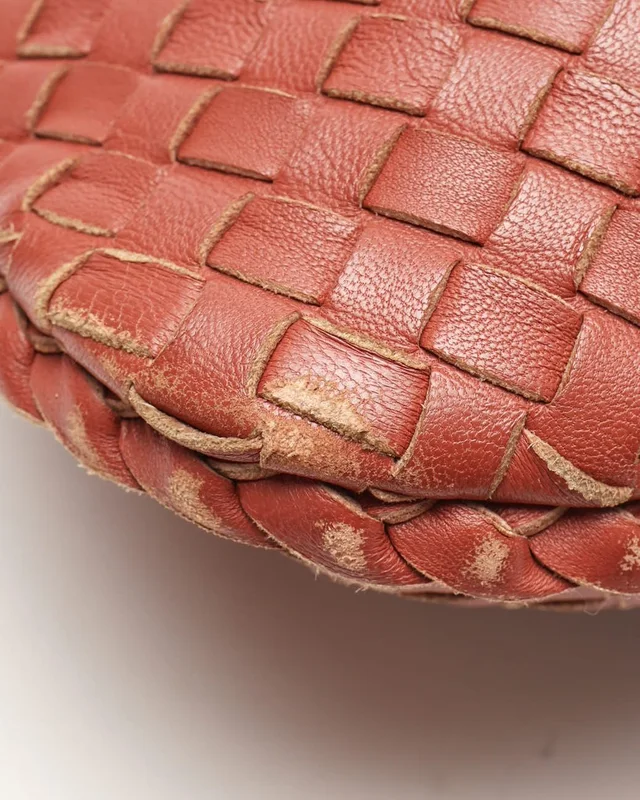 Bottega Veneta Large Intrecciato Hobo Bag in Woven leather from A Retro Tale, photo 9 of 13