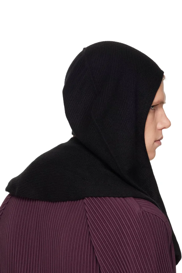 HOMME PLISSÉ ISSEY MIYAKE Black Cashmere Winter Gear Scarf, photo 3 of 4 from SSENSE