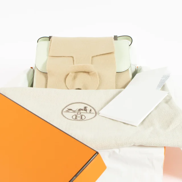 Hermès Constance 24 Vert Fizz Epsom PHW in Green Epsom leather from Labellov, photo 2 of 14