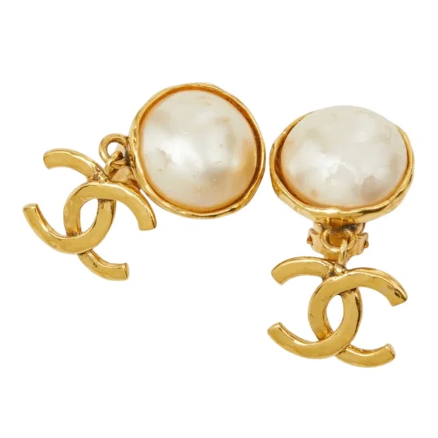 Chanel 94P CC Logo Vintage Swing Earrings from The Reluxe