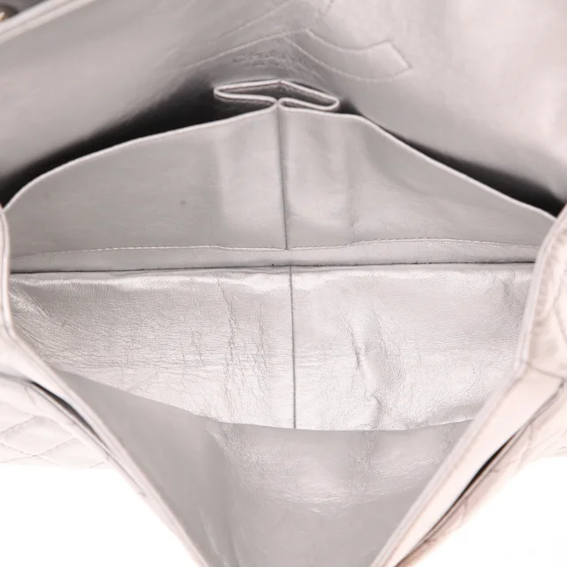 handbag Chanel 2.55 in Silver Leather from Collector Square, photo 4 of 4