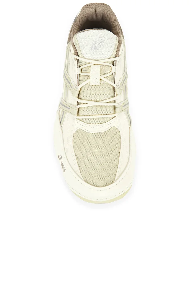 Asics Hypersync in Oyster White & Ivory, photo 4 of 6 from REVOLVE (Canada)