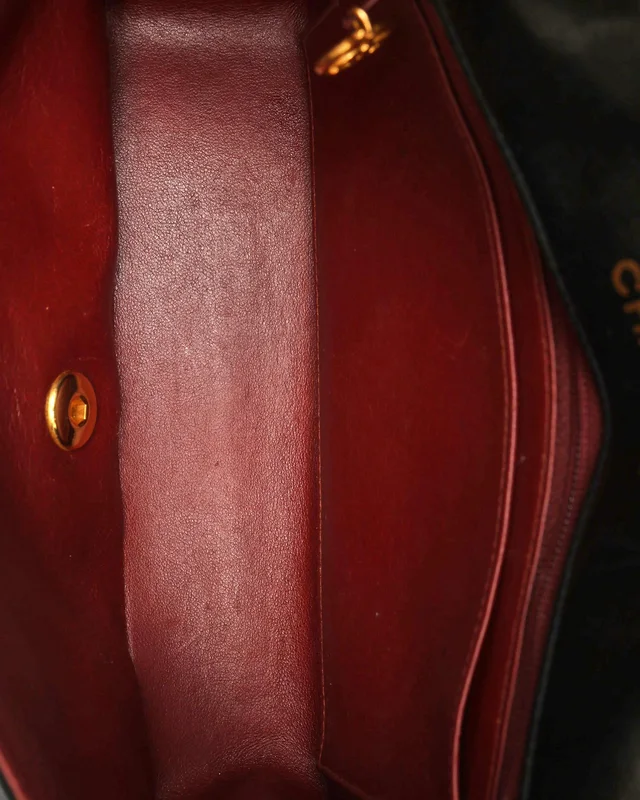 Chanel Small Diana Flap Bag in Leather from A Retro Tale, photo 7 of 8