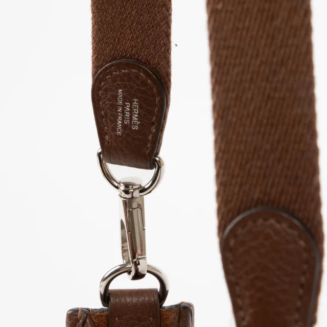 Hermès Evelyne 16 Cacao Clemence PHW in Clemence leather from Labellov, photo 8 of 8