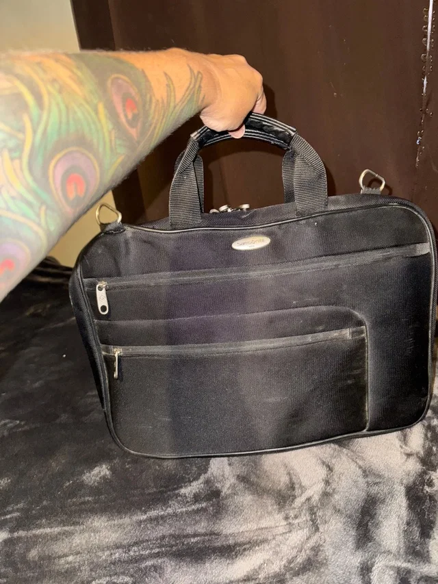 Samsonite Laptop Briefcase Padded Handle Multiple Compartments in black from Poshmark