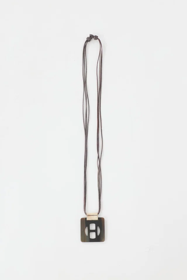 Hermès Horn H Necklace in Leather from VSP Consignment