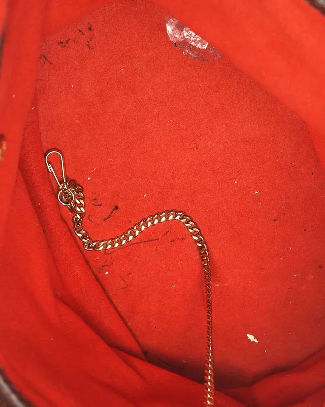 Louis Vuitton Damier Ebene Marais Bucket Bag in Brown Canvas from A Retro Tale, photo 6 of 8