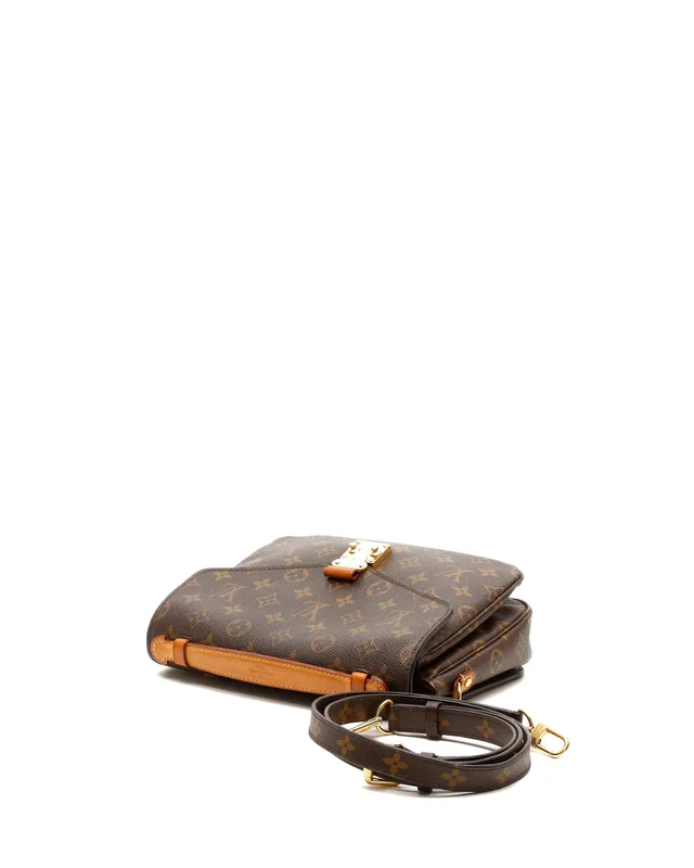 Louis Vuitton Monogram Pochette Métis MM Bag in Coated canvas from A Retro Tale, photo 4 of 8
