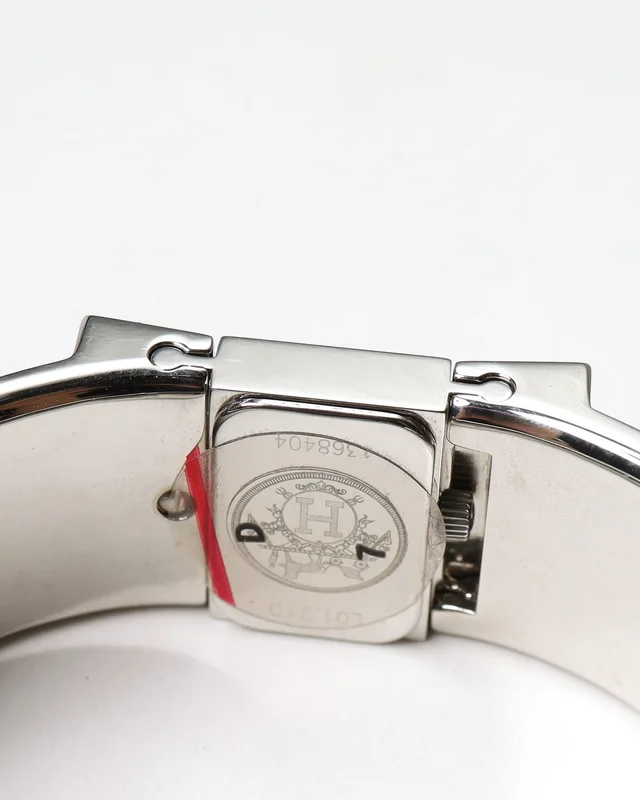 Hermès Loquet 19mm Ref L01.201 Full Set Watch in Leather from A Retro Tale, photo 7 of 8