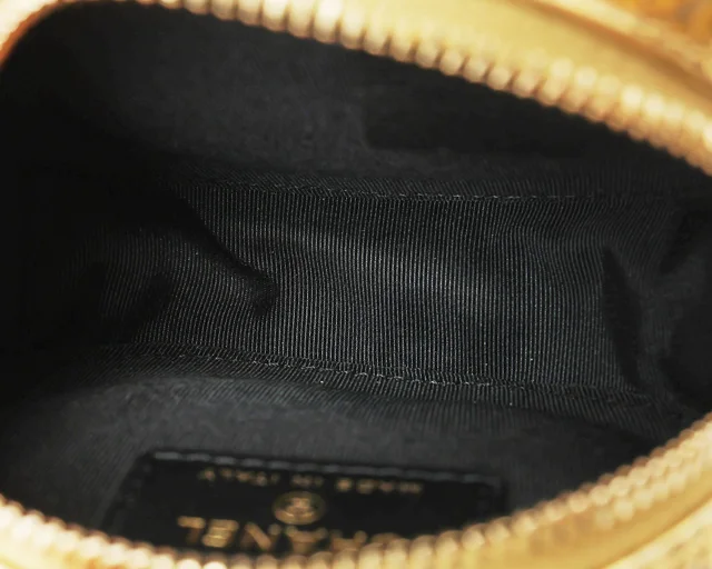 Chanel CC Round Pouch in Crocodile from A Retro Tale, photo 6 of 8