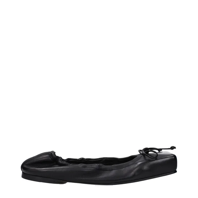 Jacquemus Black Leather Ballet Flats in Black Leather from HEWI