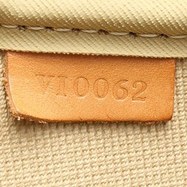 Louis Vuitton Monogram Alizé 24h Weekend Bag in Coated canvas from A Retro Tale, photo 14 of 15