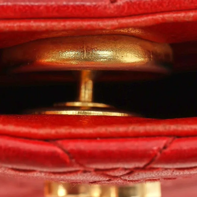 Chanel CC Chain Shoulder Bag in Leather from A Retro Tale, photo 7 of 12