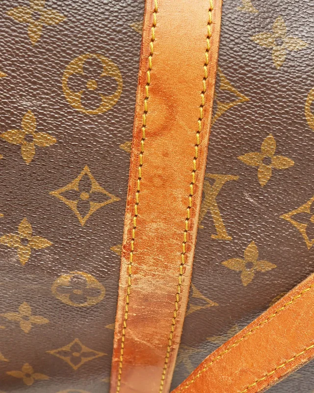 Louis Vuitton Monogram Keepall Bandoulière 50 Weekend Bag in Coated canvas from A Retro Tale, photo 9 of 17