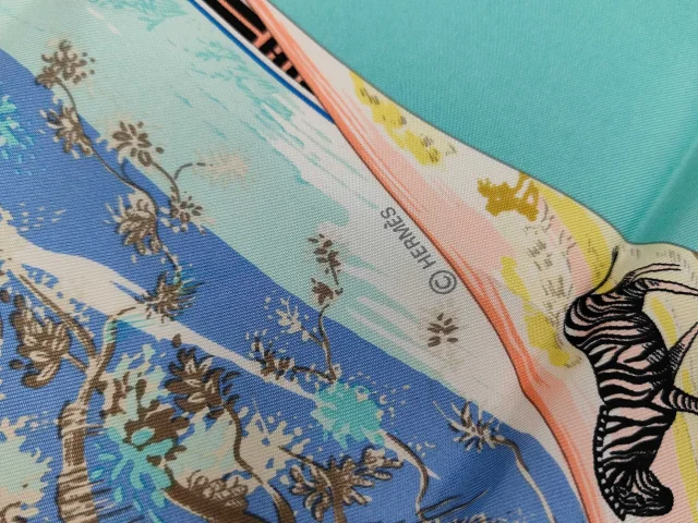Hermès Carré 90 Silk Multicolor Multicolour Accessory in Multicolor Silk from HEWI, photo 4 of 6