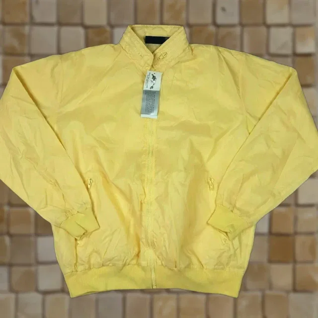Etro Vintage Silver Fox Windbreaker Jacket Mens L Yellow Full Zip 80's REtro Outdoor Sports (Size… in yellow Nylon from Grailed
