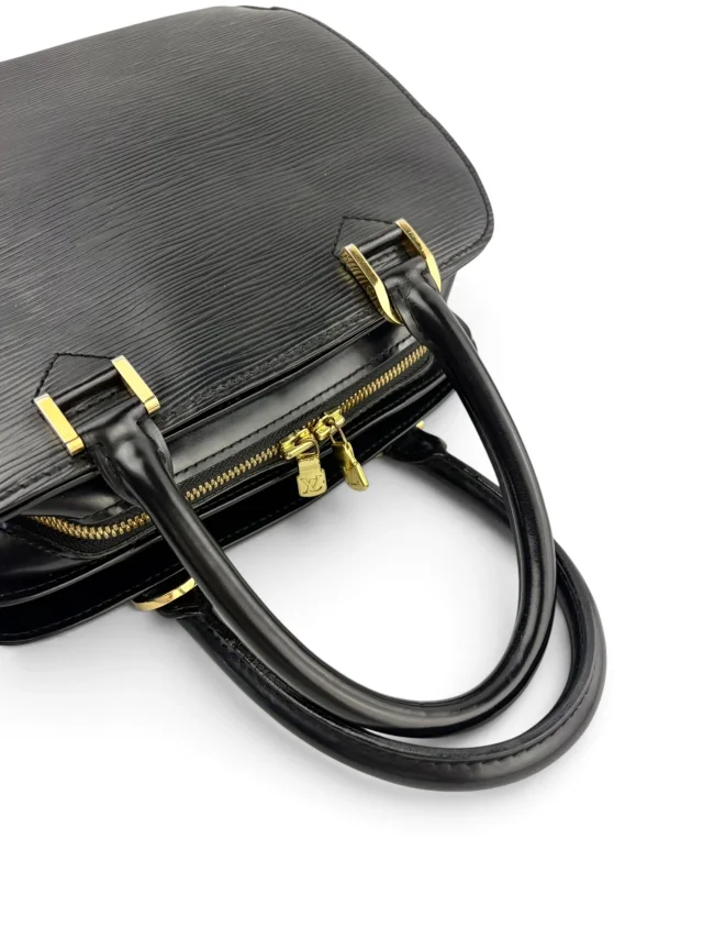 Louis Vuitton Vintage Black Epi Pont Neuf in Black Leather from Season 2 Consign, photo 5 of 10